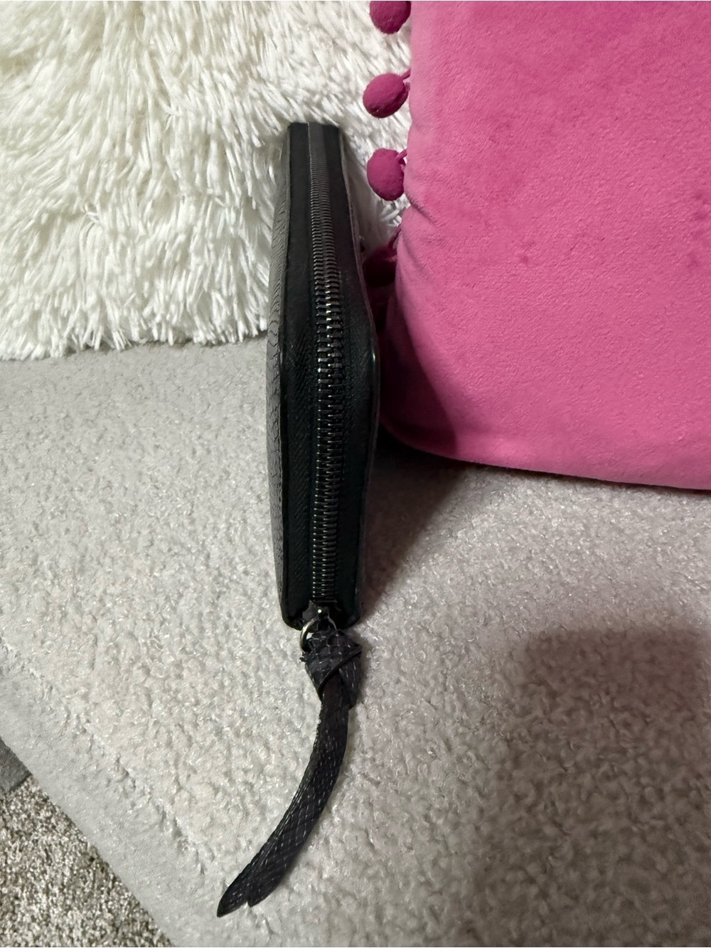 Jimmy Choo Continental Python-Effect Zip Wallet NWOT Card Included. - Picture 10 of 13